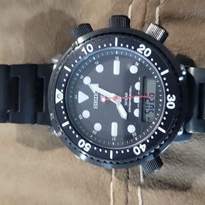 Seiko Prospex Men's Black Watch SBEQ011